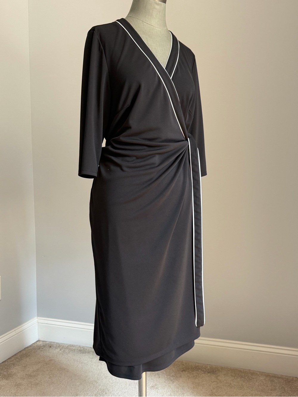 Lane Bryant 3/4 Sleeve Classic Wrap Midi Dress Size XL
